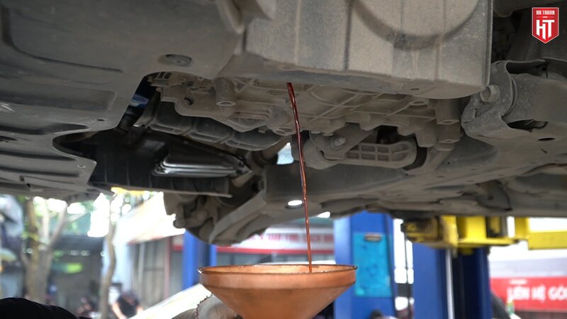 Bảng Giá Thay Dầu Ô Tô Chất Lượng Rẻ Nhất Tại Hà Thành Garage