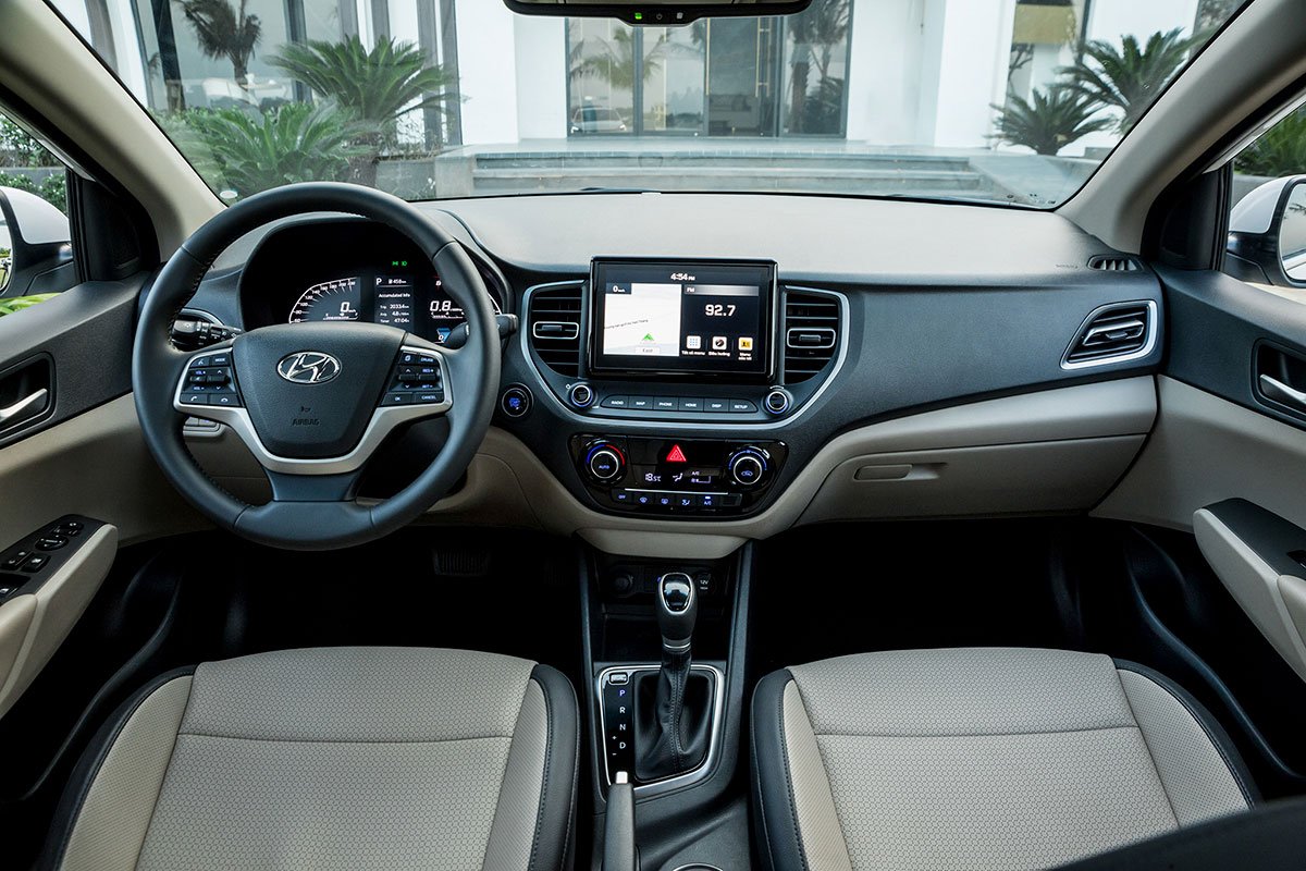 Thông số kỹ thuật xe Hyundai Accent 2020: Tiện nghi a1
