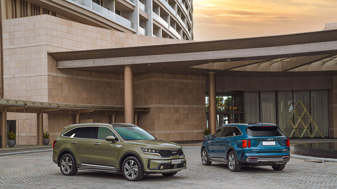 Thông số kỹ thuật xe KIA Sorento Hybrid và Plug-in Hybrid: Nội thất.