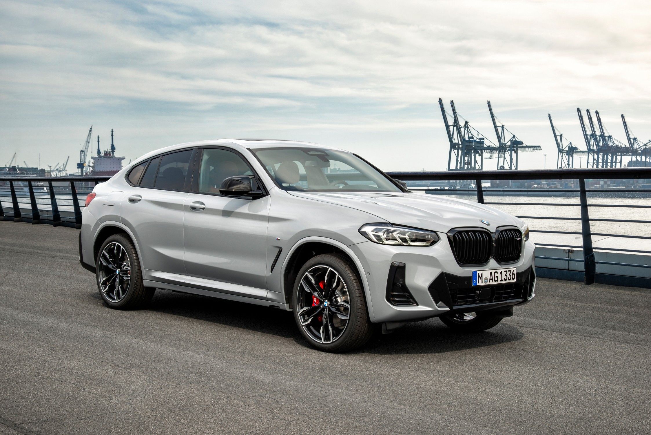 Giá xe BMW X2 (5 chỗ gầm cao) mới nhất 2024 (ngừng bán)
