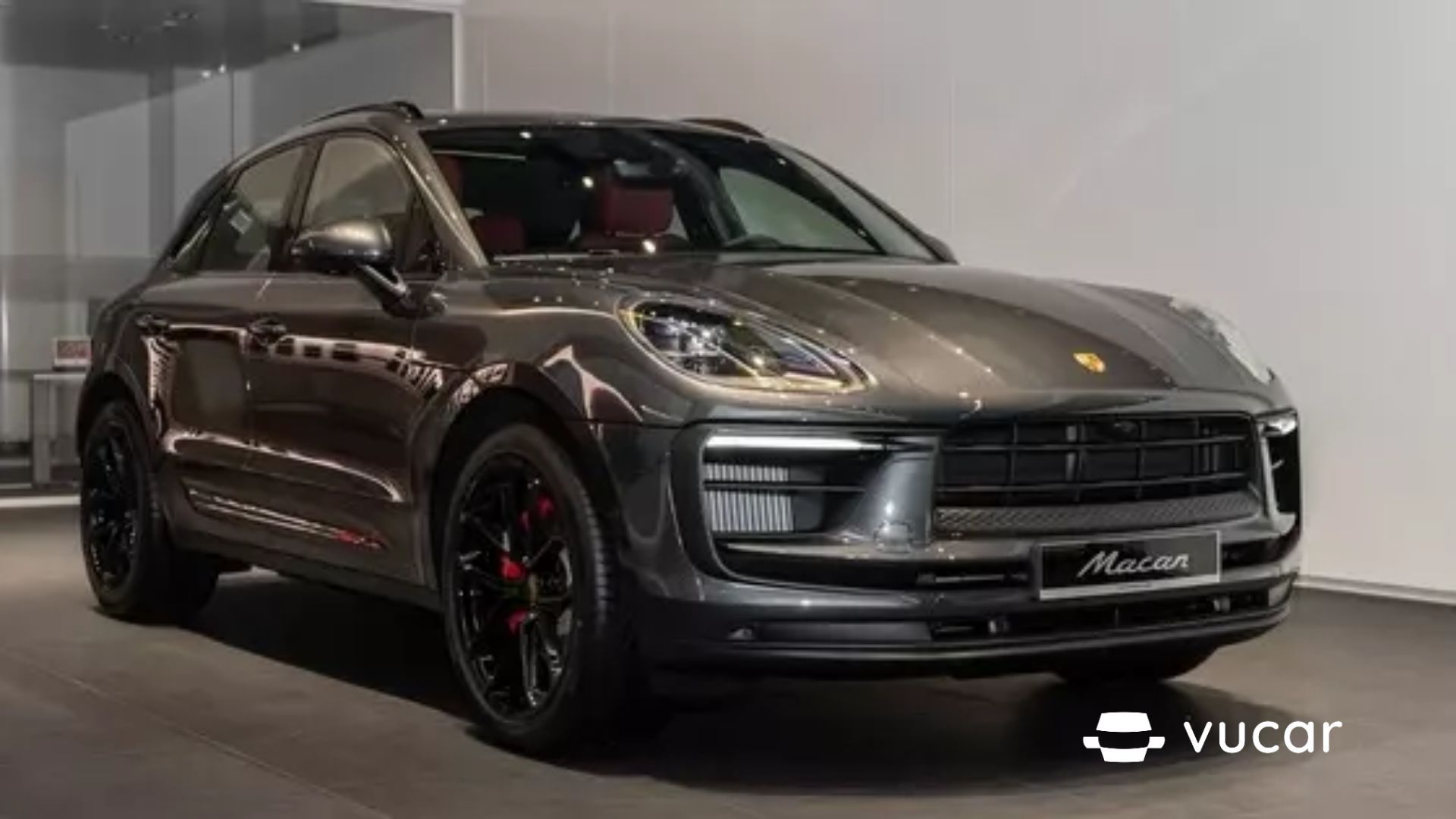 Jaguar E-Pace - SUV 5 chỗ gầm cao nhỏ gọn, thể thao