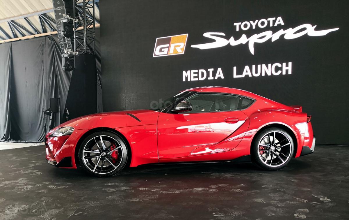 Toyota Supra 2019 GR A90 gần như song sinh với BMW Z4