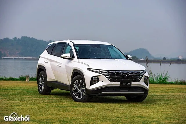 Những mẫu xe 5 chỗ gầm cao từ bình dân đến hạng sang giá tốt nên sở hữu
