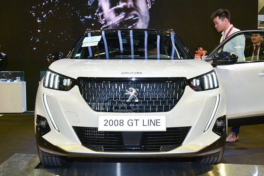 Peugeot 2008 GT Line - Hình 3