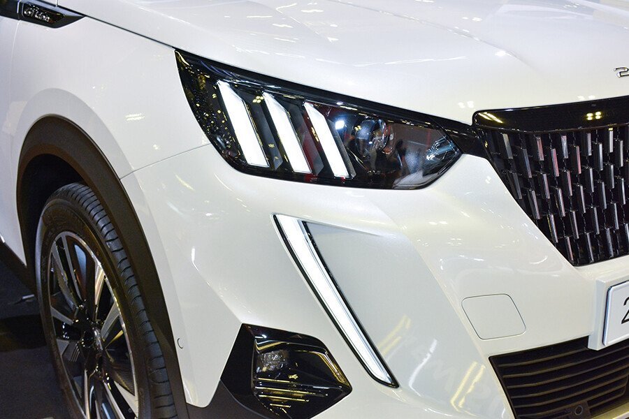 Peugeot 2008 GT Line - Hình 7