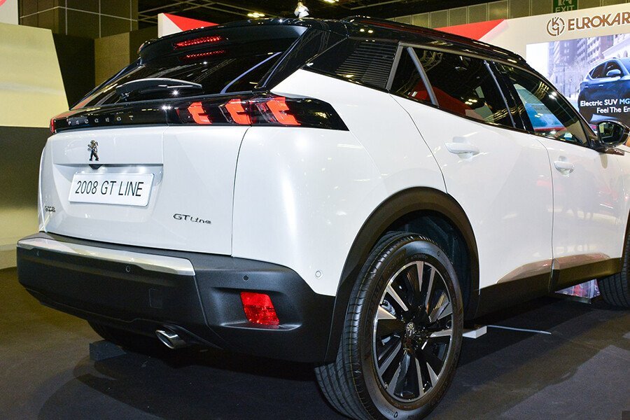 Peugeot 2008 GT Line - Hình 13