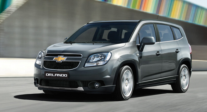 Nên lắp thảm lót sàn ô tốt cho xe Chevrolet Orlando 7 chỗ