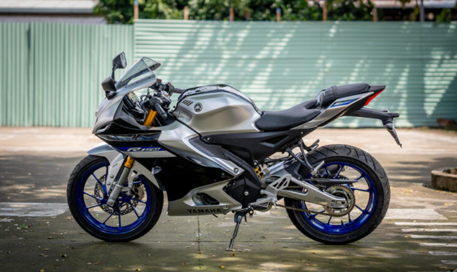 Mẫu xe Yamaha R15V4 phiên bản 2024 vô cùng ấn tượng
