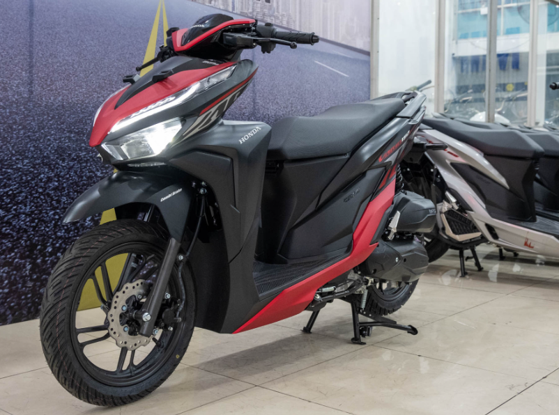 Honda Vario dù là xe ga nhưng lại nằm trong nhóm xe máy đi phượt bởi sở hữu động cơ mạnh mẽ