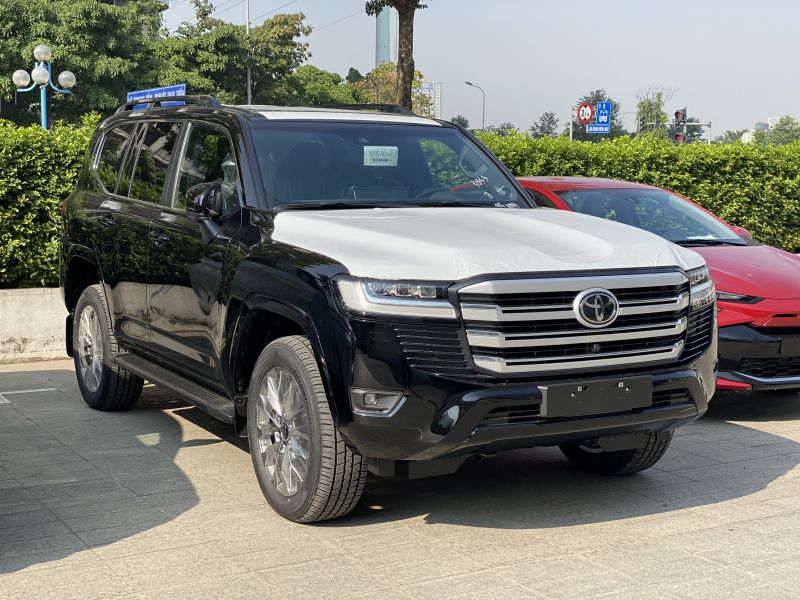 Giá Land Cruiser LC300 2026 - Thống lĩnh mọi địa hình