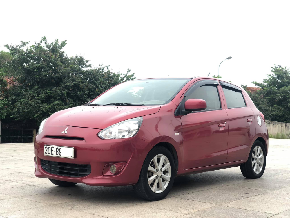 Những mẫu ô tô cũ tiết kiệm xăng giá dưới 200 triệu đồng