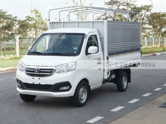 Thaco Frontier TF220 990kg sử dụng động cơ xăng DK12-10