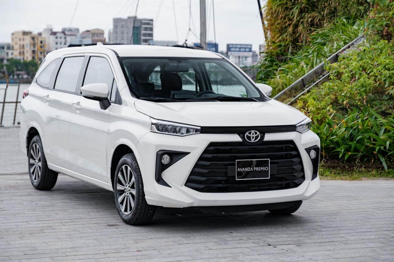 Toyota Avanza 2022 giá lăn bánh, đánh giá xe, khuyến mãi (08/2022)