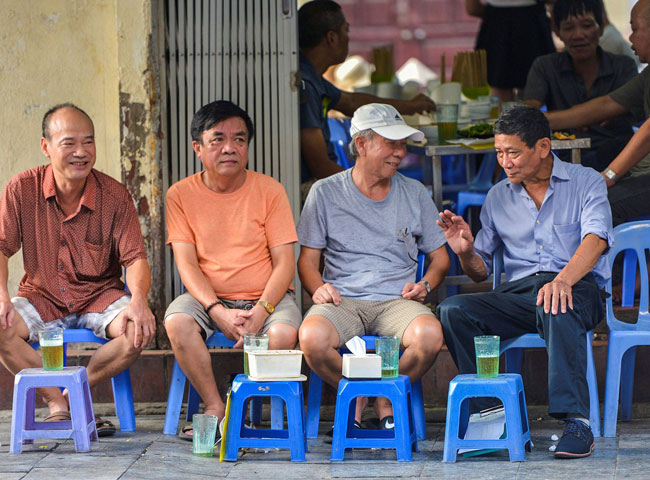 Locals drink Bia Hoi