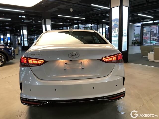 duoi-xe-hyundai-accent