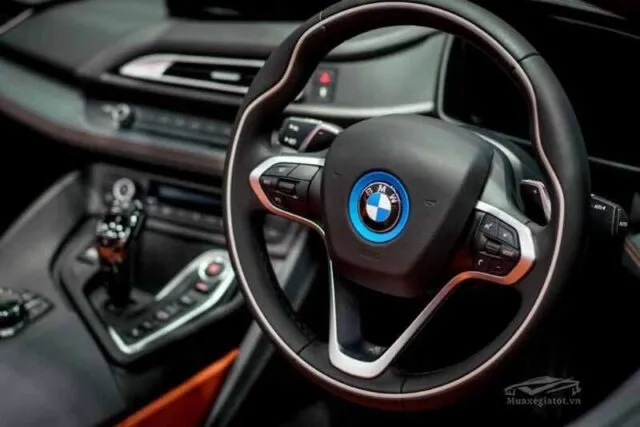 Đánh giá xe BMW i8 mui trần: Roadster 2 chỗ ngồi “đốn tim” dân chơi