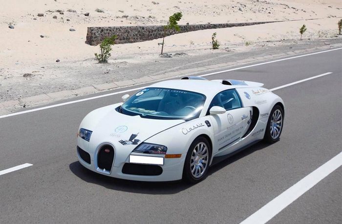 Bảng giá xe Bugatti mới nhất tháng 04/2024 tại Việt Nam