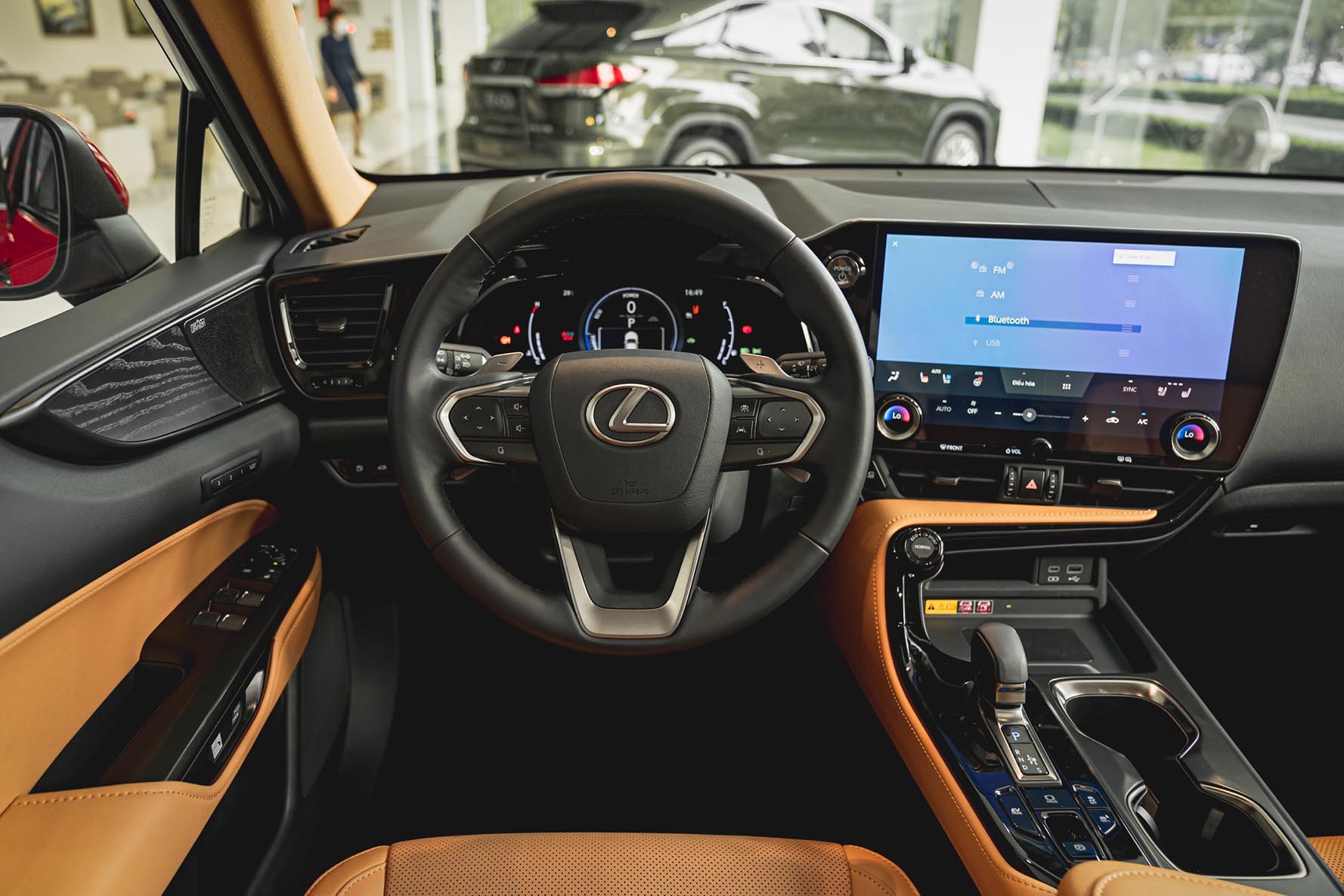 Khám phá các mẫu xe hybrid của Lexus
