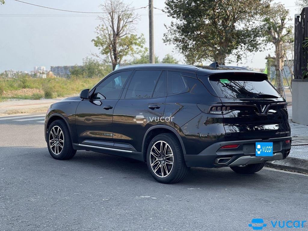 Xe ô tô Lux SA2.0