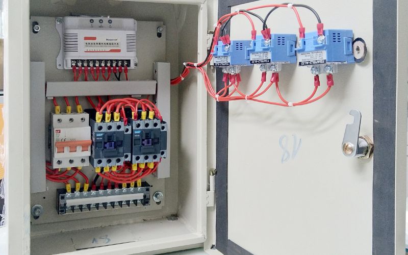 Đấu điện 3 pha để lấy dòng điện 1 pha nhằm phục vụ mục đích sinh hoạt dân dụng
