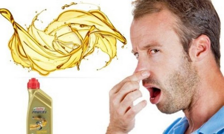 dầu nhớt castrol giả có mùi hôi