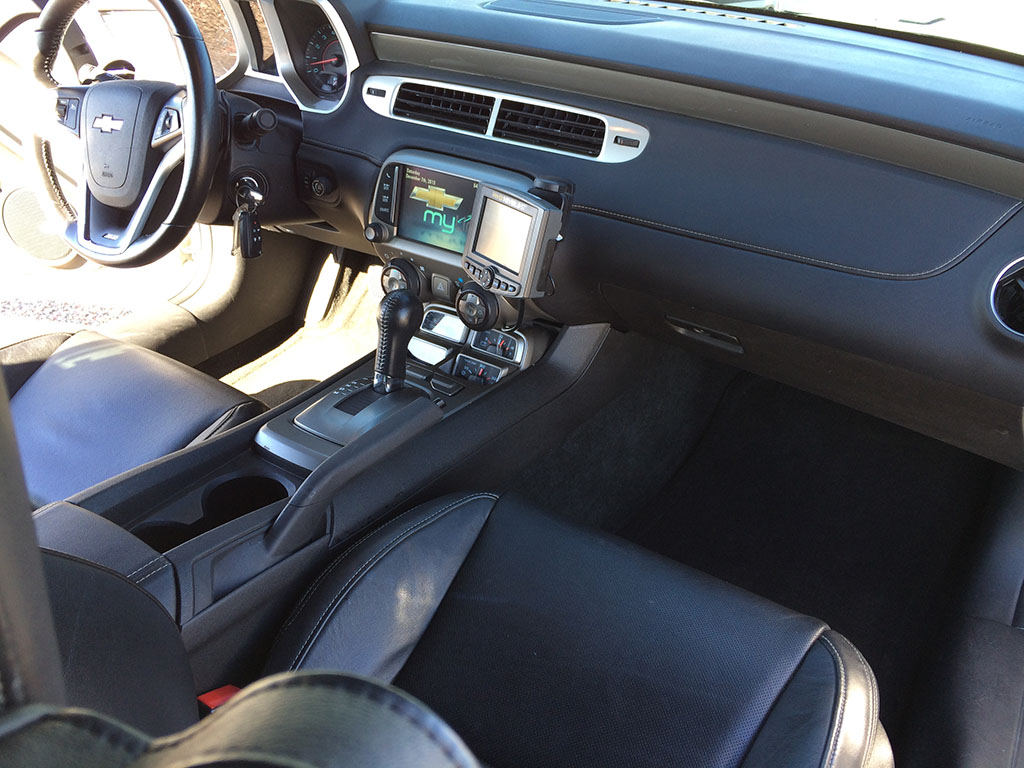 Camaro SS interior and dashboard