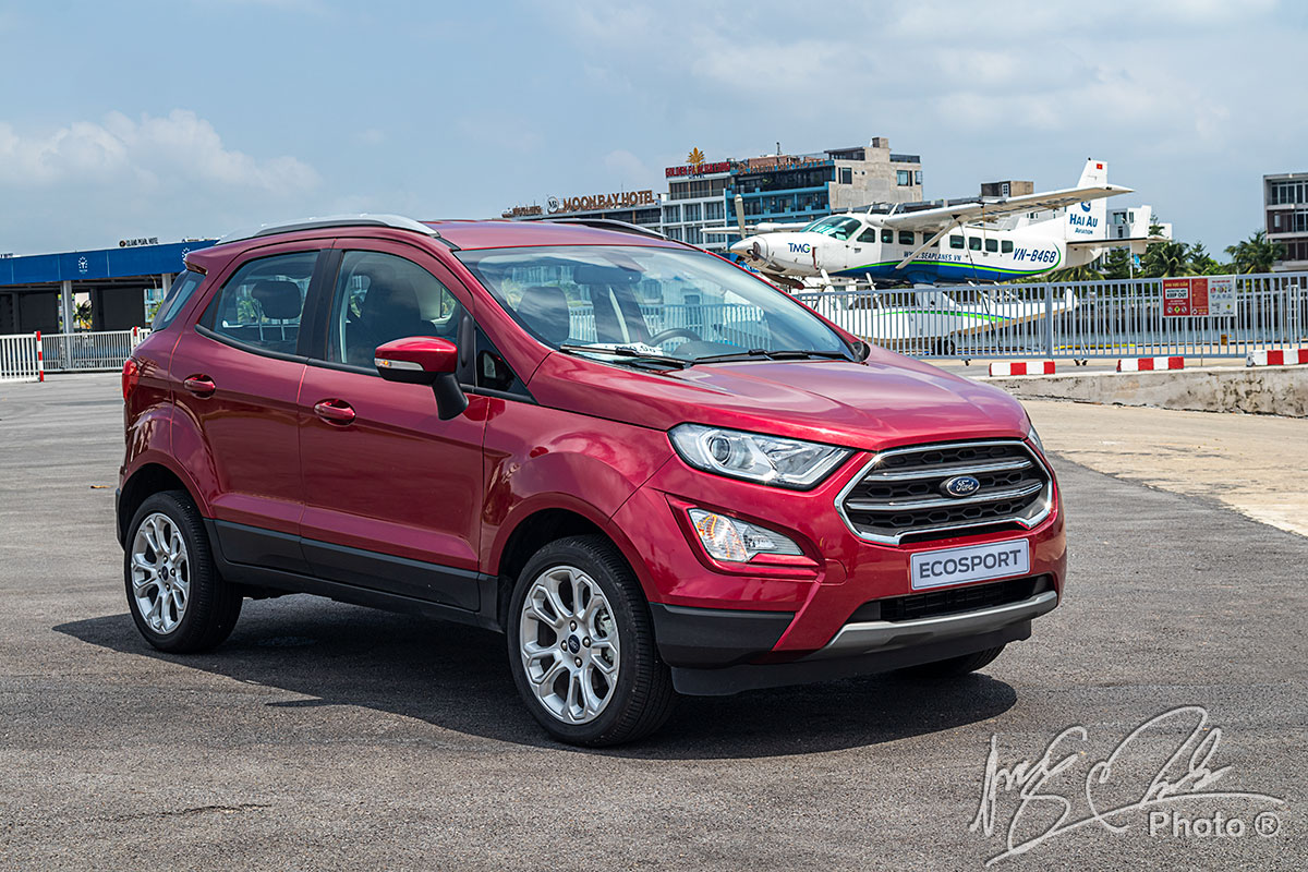 Ưu nhược điểm xe Ford EcoSport 2021 a1