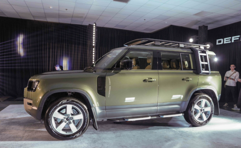 Land Rover Defender 2026 khuyến mãi T1/2026: Giá lăn bánh, thông số xe, trả góp