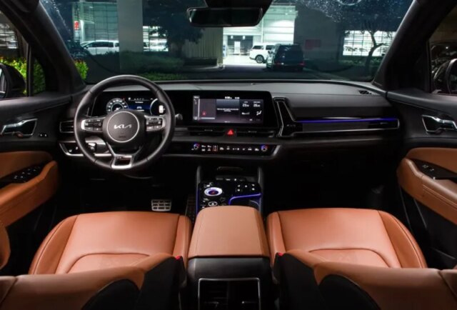 Xe KIA SUV 5 chỗ, 7 chỗ gầm cao bán tại Việt Nam: Giá xe kèm khuyến mãi