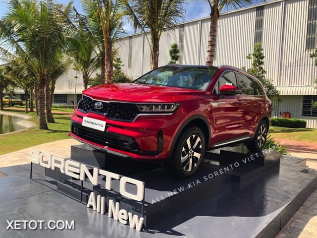 Xe KIA SUV 5 chỗ, 7 chỗ gầm cao bán tại Việt Nam: Giá xe kèm khuyến mãi