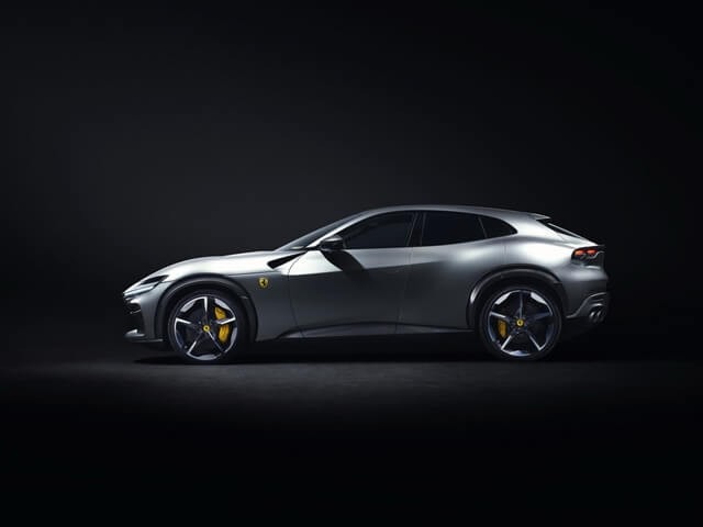 Ferrari-Purosangue-Suv-hong-xe