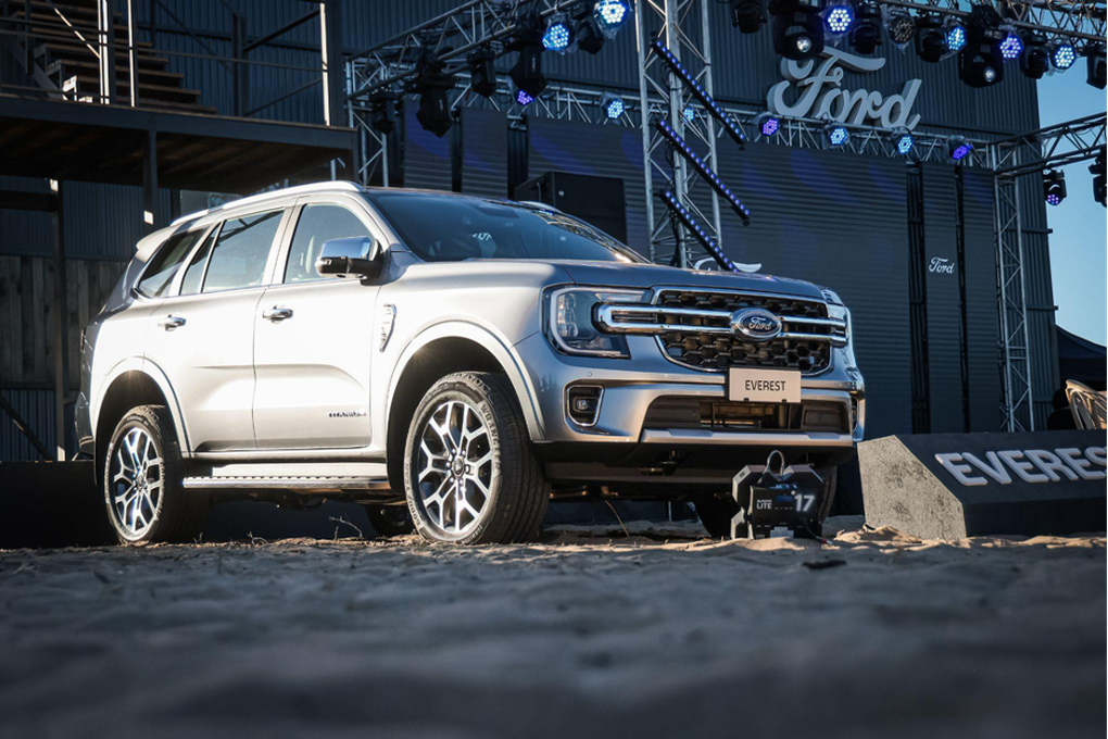 Ford Everest dùng máy xăng chấm vừa gần 300 mã lực, dễ chạm trán Santa Fe - 2