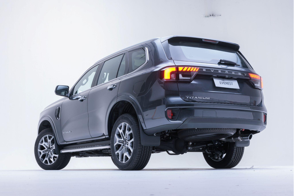 Ford Everest dùng máy xăng chấm vừa gần 300 mã lực, dễ chạm trán Santa Fe - 5