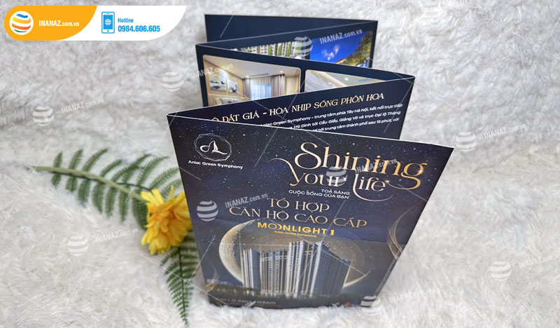Mẫu tờ gấp quảng cáo gấp 4
