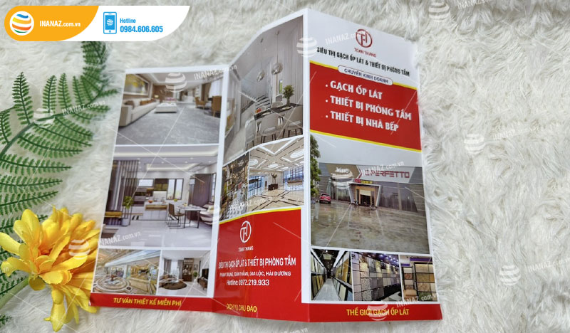 Mẫu tờ gấp, tờ rơi quảng cáo gấp 3