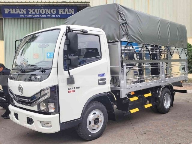 Giá xe Captain E250 2 tấn 3 chỉ từ 380 triệu đồng