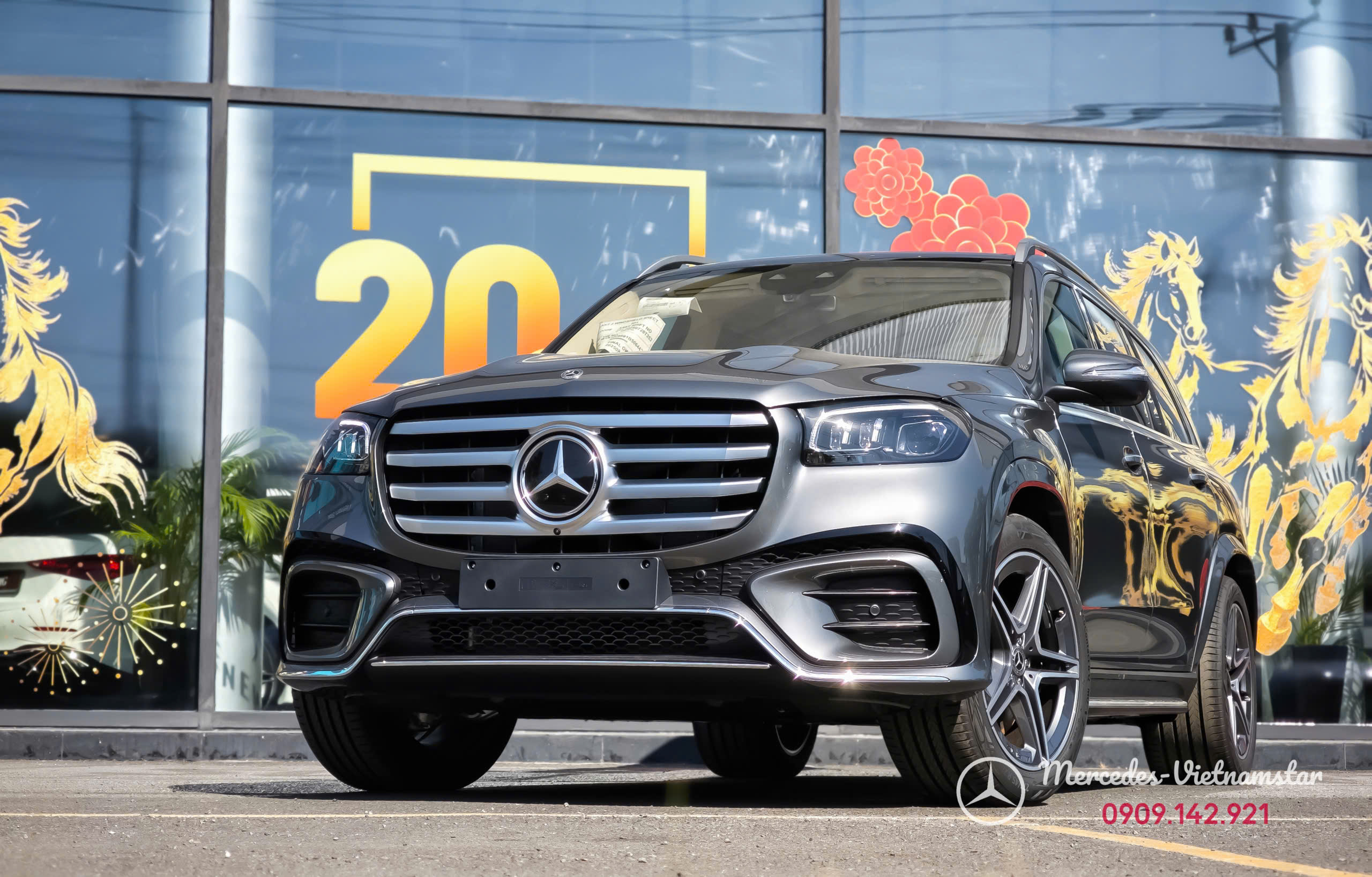 Ưu đãi mua xe Mercedes-Benz GLS 450 4MATIC màu Xám trả góp