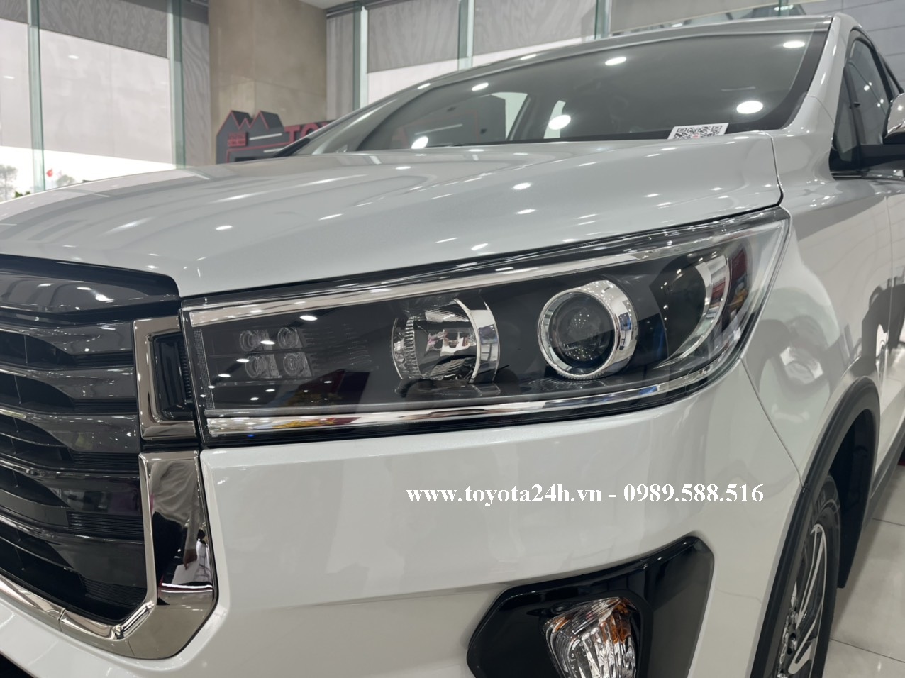 den-pha-bi-led-toyota-innova-ventuner