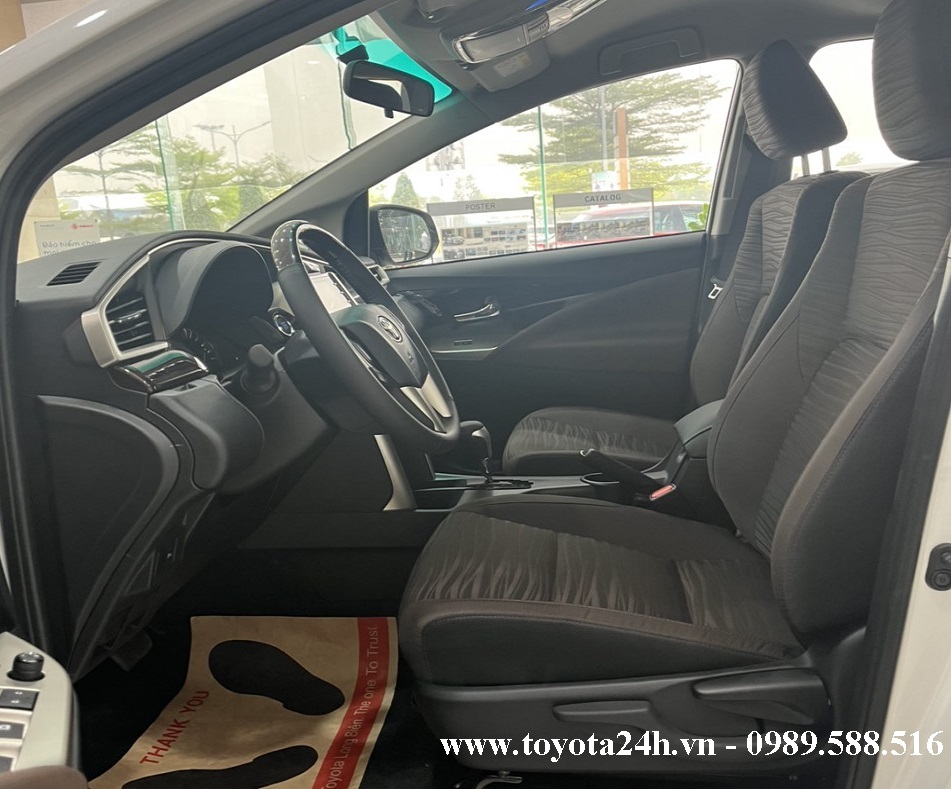 ghe-lai-toyota-innova-ventuner