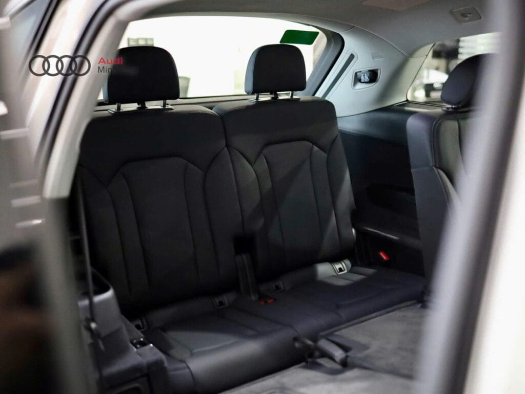 Audi Q7 - Phân khúc SUV Gầm Cao 7 chỗ