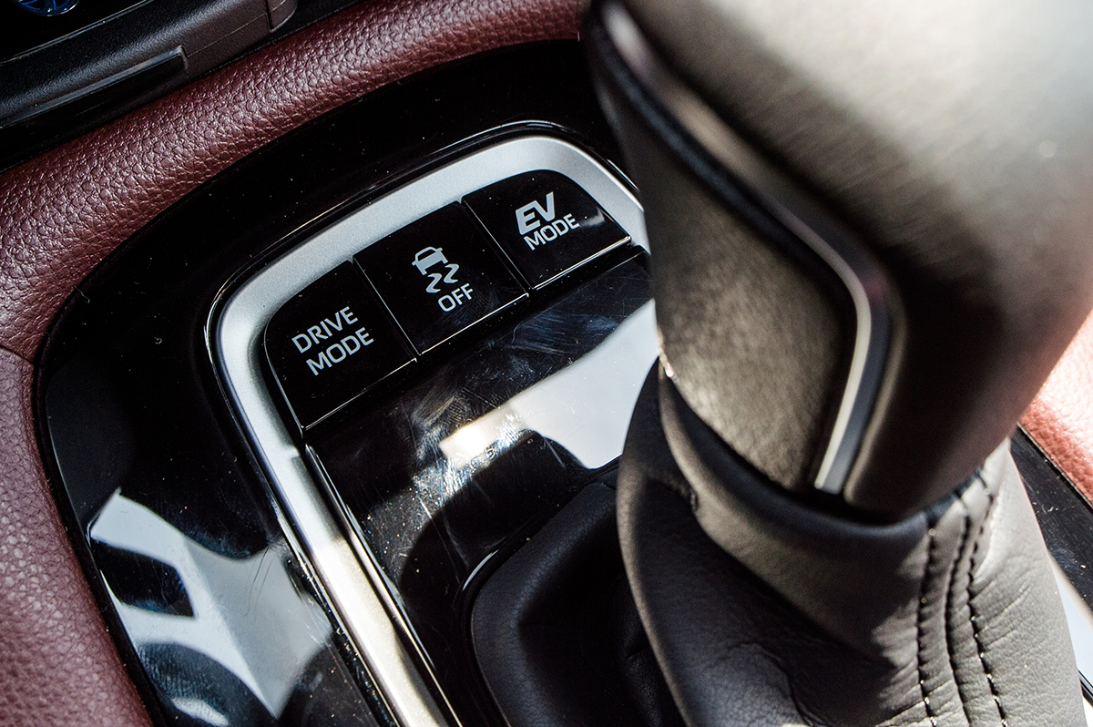 Động cơ xe Toyota Cross 2022
