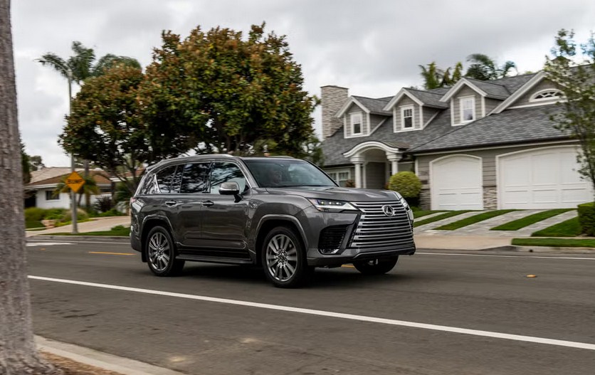 Lexus LX 570 2025
