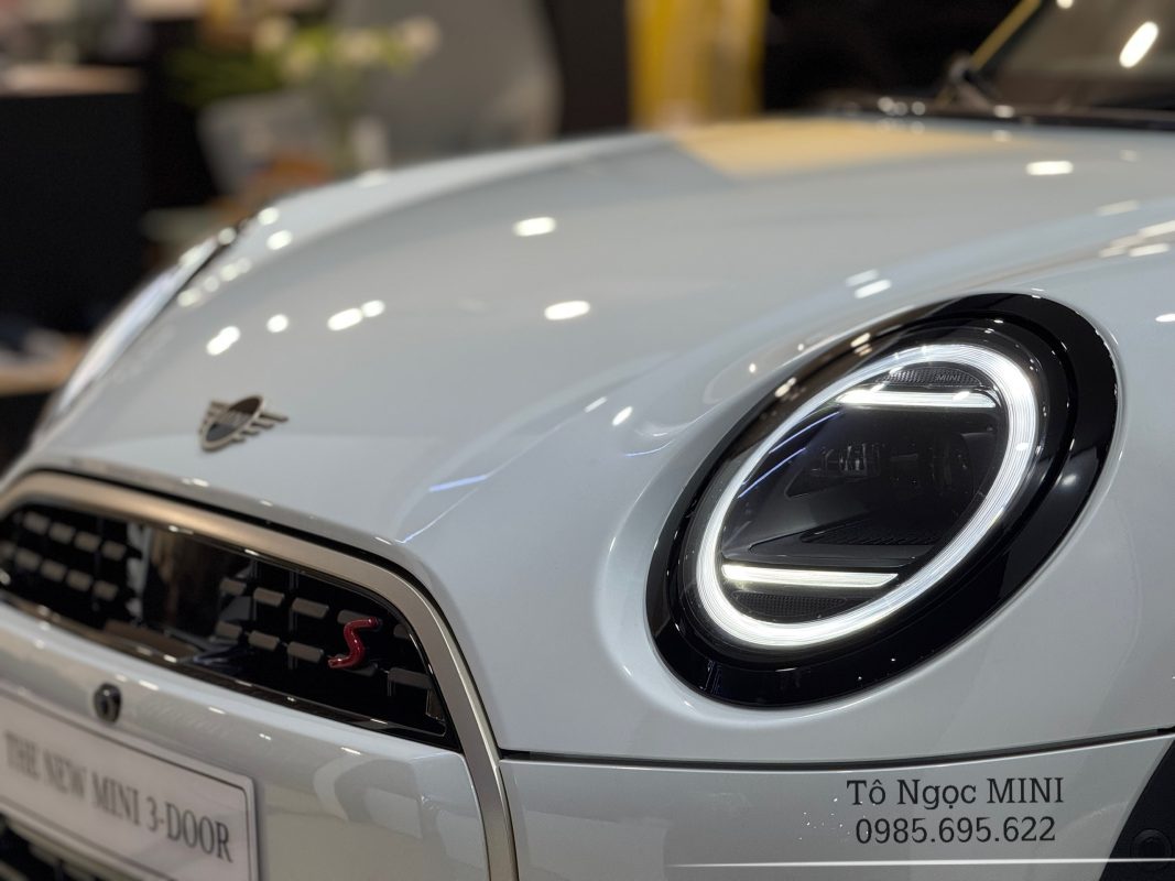 Cụm đèn pha LED tròn đặc trưng trên MINI Cooper S 3 Cửa thế hệ mới