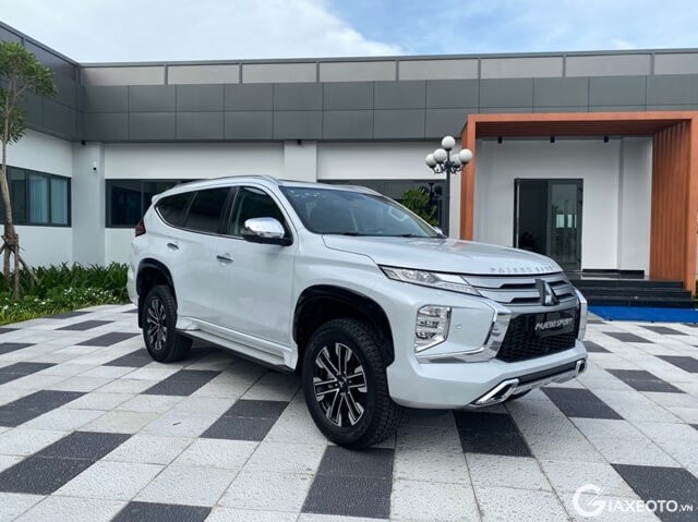 gia-xe-mitsubishi-triton-2026