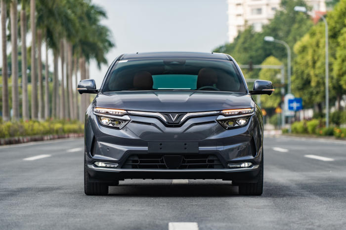 giá xe vinfast vf8 mới nhất trong tháng