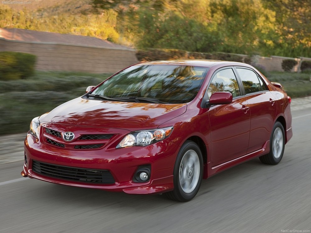 danh-gia-toyota-corolla-altis-2013-dong-co-2