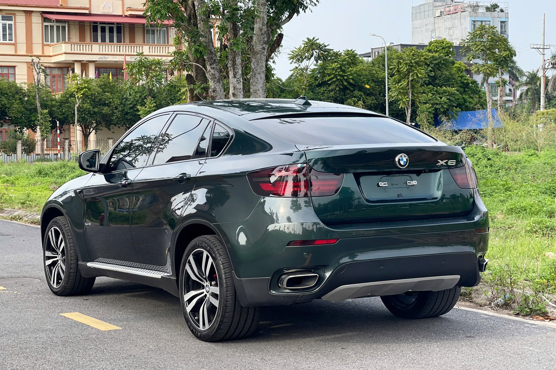 bmw x6 15.jpg