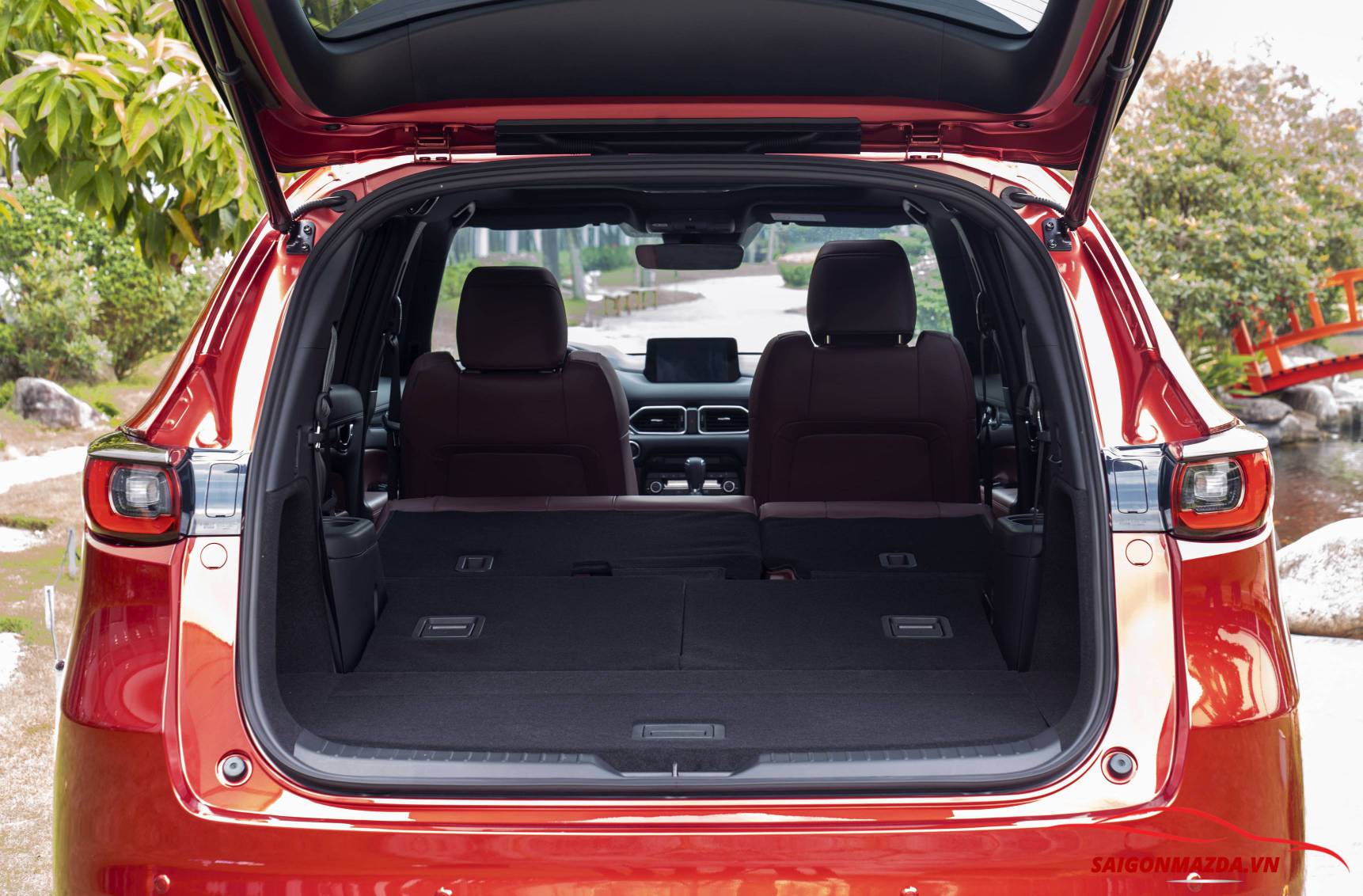 Cốp sau Mazda Cx8 mới