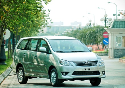 Xe Toyota Innova và Fortuner 2013 tại Việt Nam có gì mới?