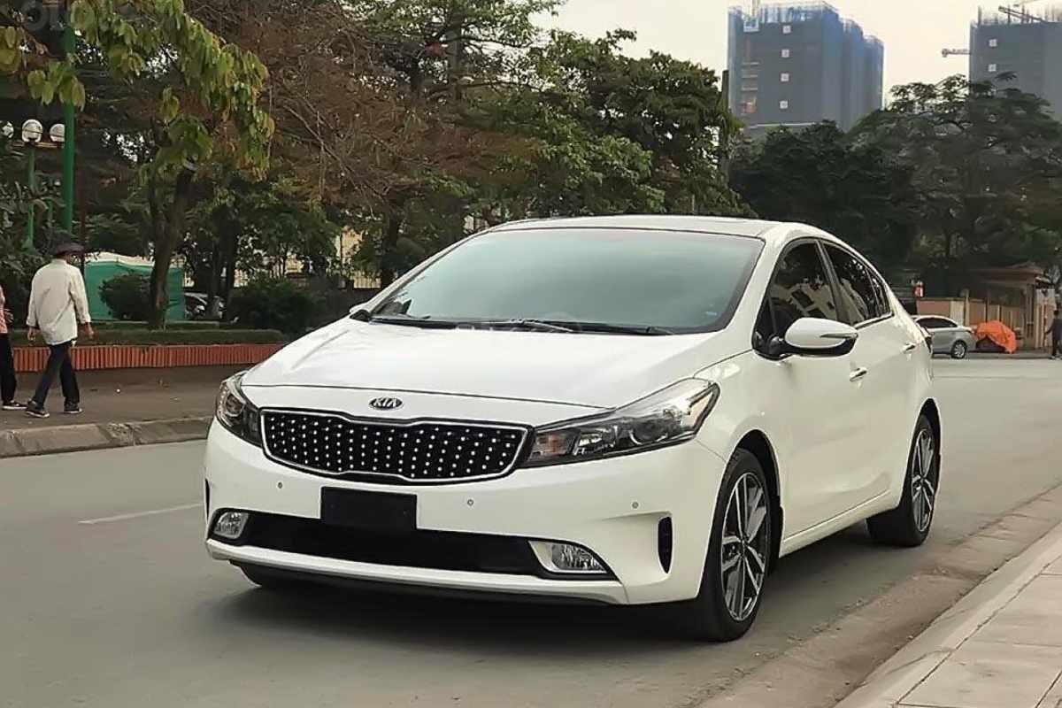 Xe Kia Cerato
